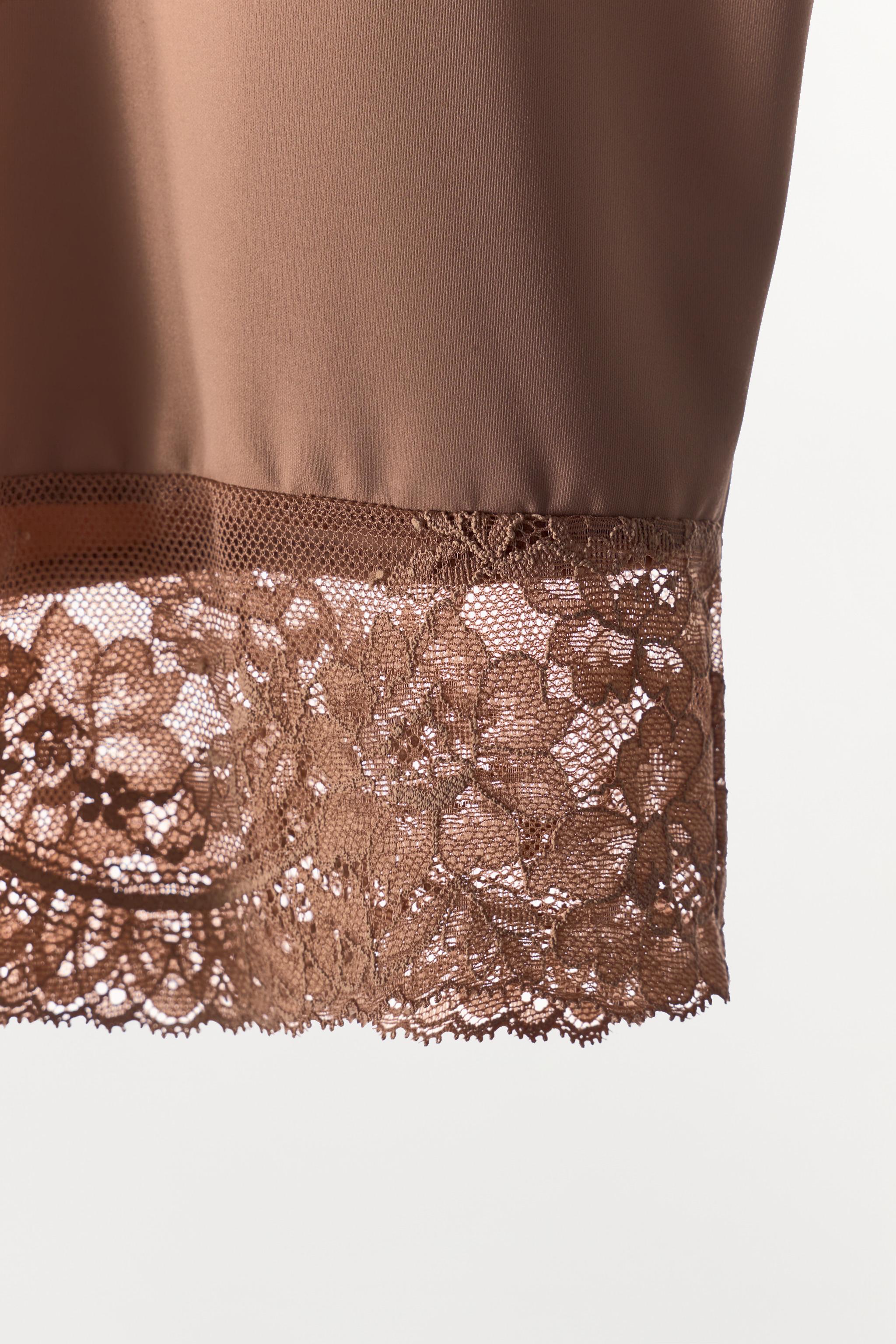 SKIRT WITH POLYAMIDE LACE